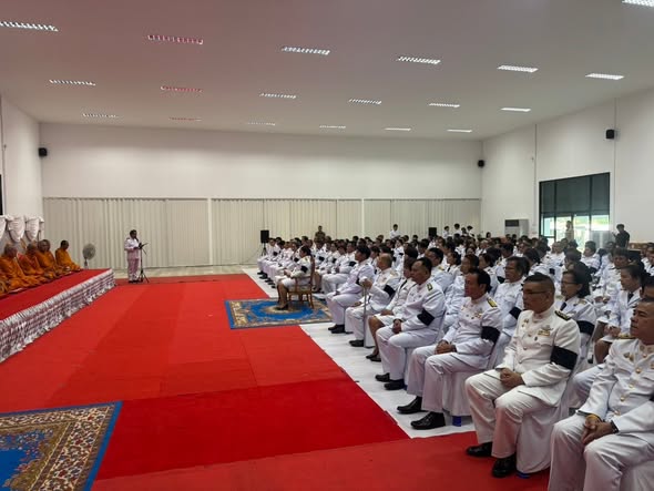 ผู้กำกับการสถานีตำรวจภูธรหนองแซงร่วมพิธีบำเพ็ญกุศล